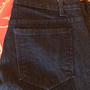 Gloria Vanderbilt blue jeans